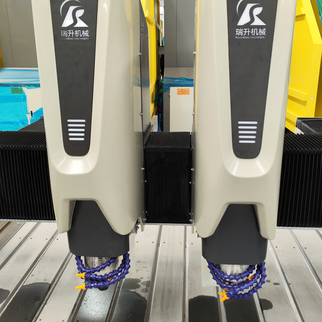 Máquina de grabado y fresado CNC