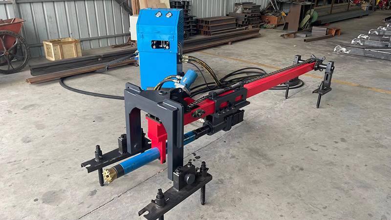 peque&ntilde;a taladradora port&aacute;til