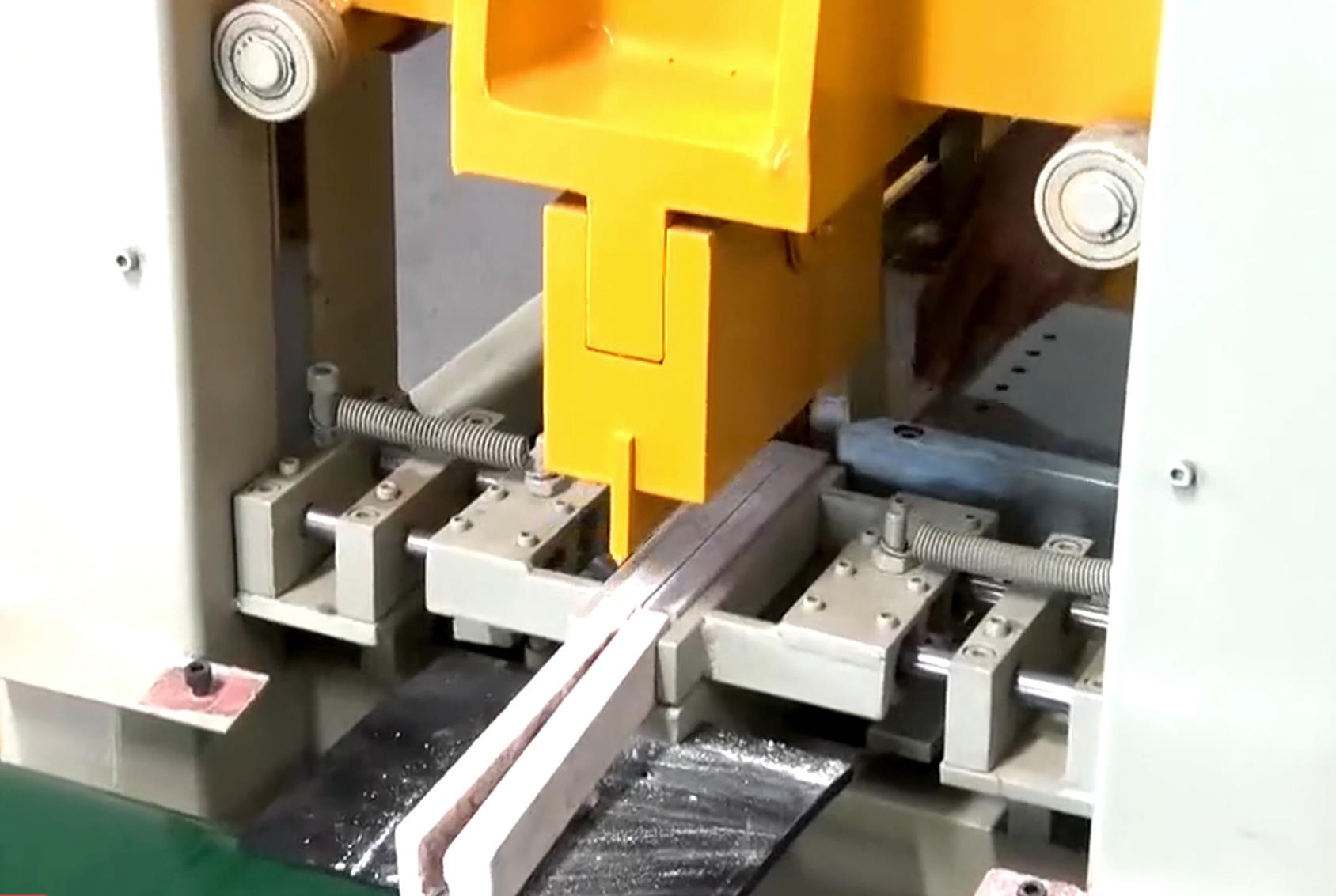 Peque&ntilde;a superficie natural (autom&aacute;tica) 01